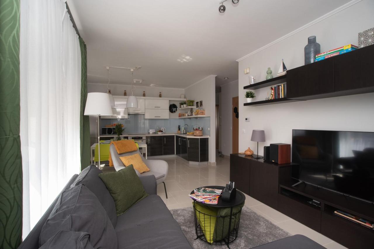 Sunny Home Near Bud With 2Br, Ac And Free Parking Vecsés Extérieur photo