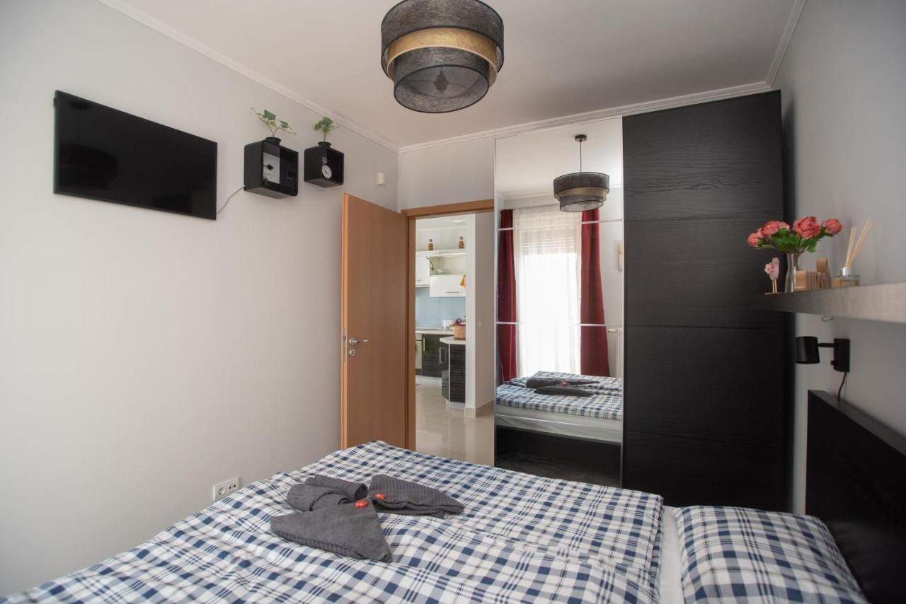 Sunny Home Near Bud With 2Br, Ac And Free Parking Vecsés Extérieur photo